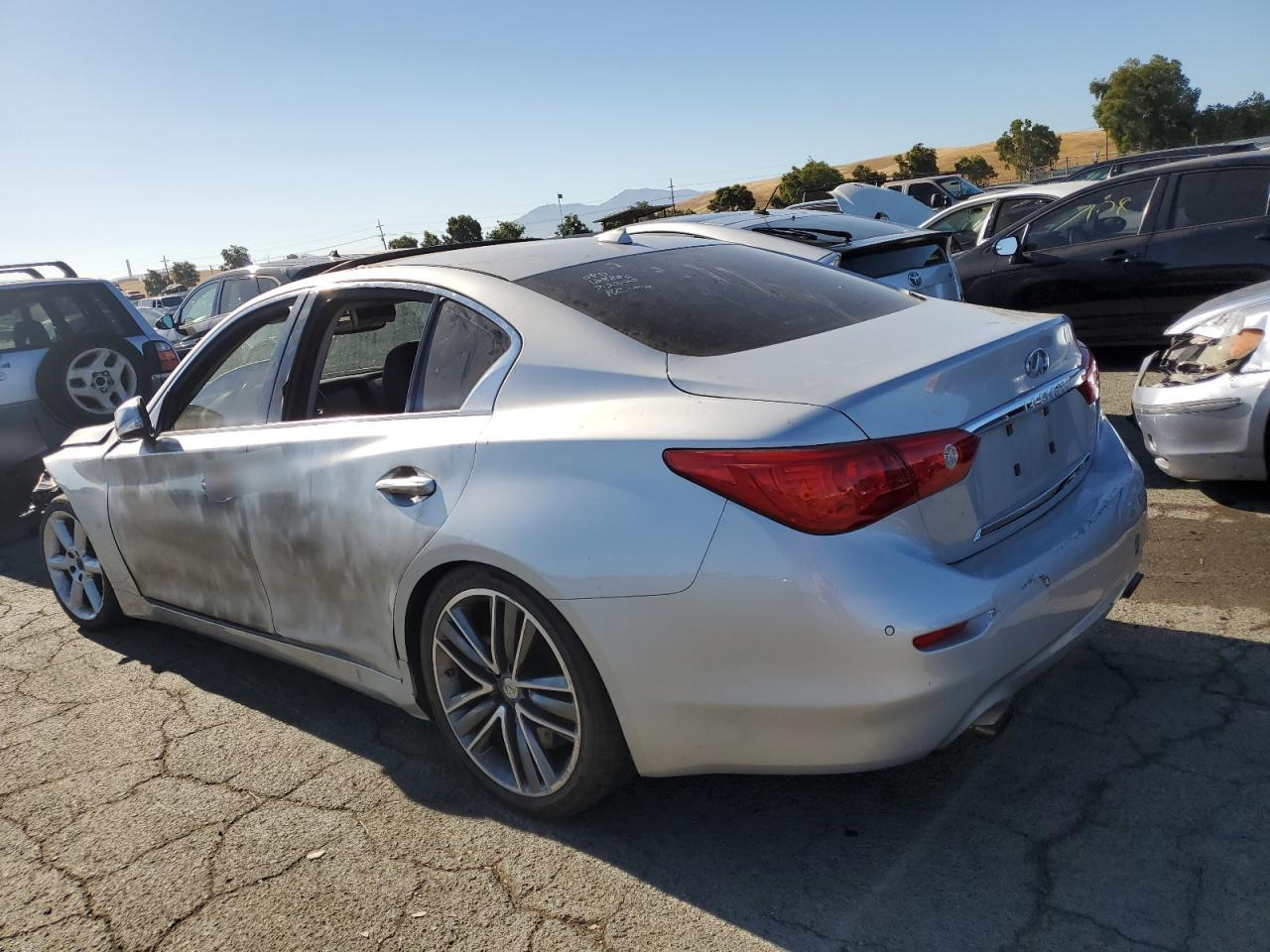 Image 2 of Infiniti Q50 Base 2014 with VIN JN1BV7AP4EM684455