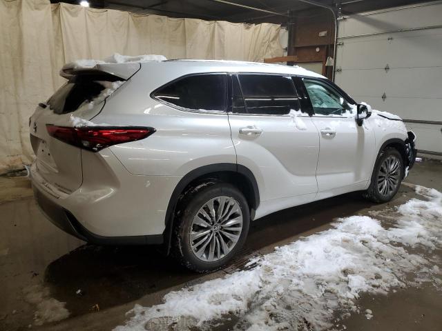 Obraz 3 z 2023 TOYOTA HIGHLANDER L 2023 z VIN 5TDKDRBH4PS001714