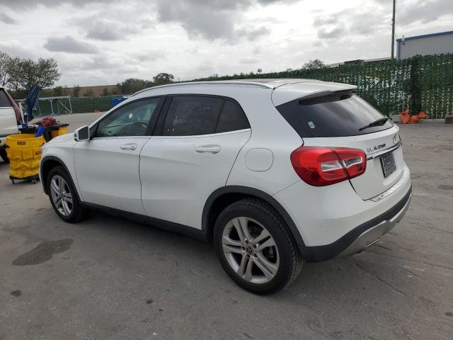 Image 2 of 2018 MERCEDES-BENZ GLA 250 2018 with VIN WDCTG4EB7JJ490985