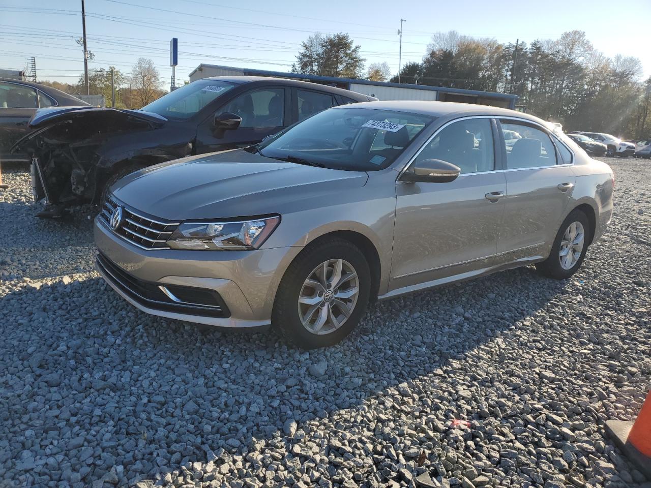 Изображение 2016 VOLKSWAGEN PASSAT S 2016