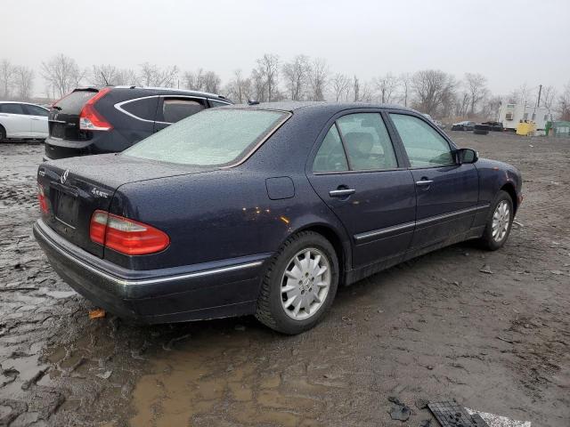 Obraz 3 z 2002 MERCEDES-BENZ E 320 4MATIC 2002 z VIN WDBJF82J12X068274