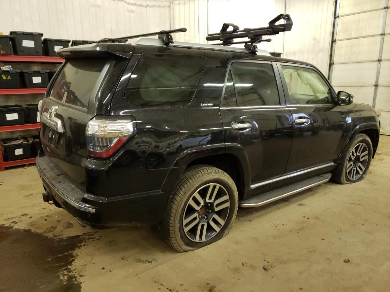 Изображение 3 2014 TOYOTA 4RUNNER SR5 2014 с VIN JTEBU5JRXE5177295