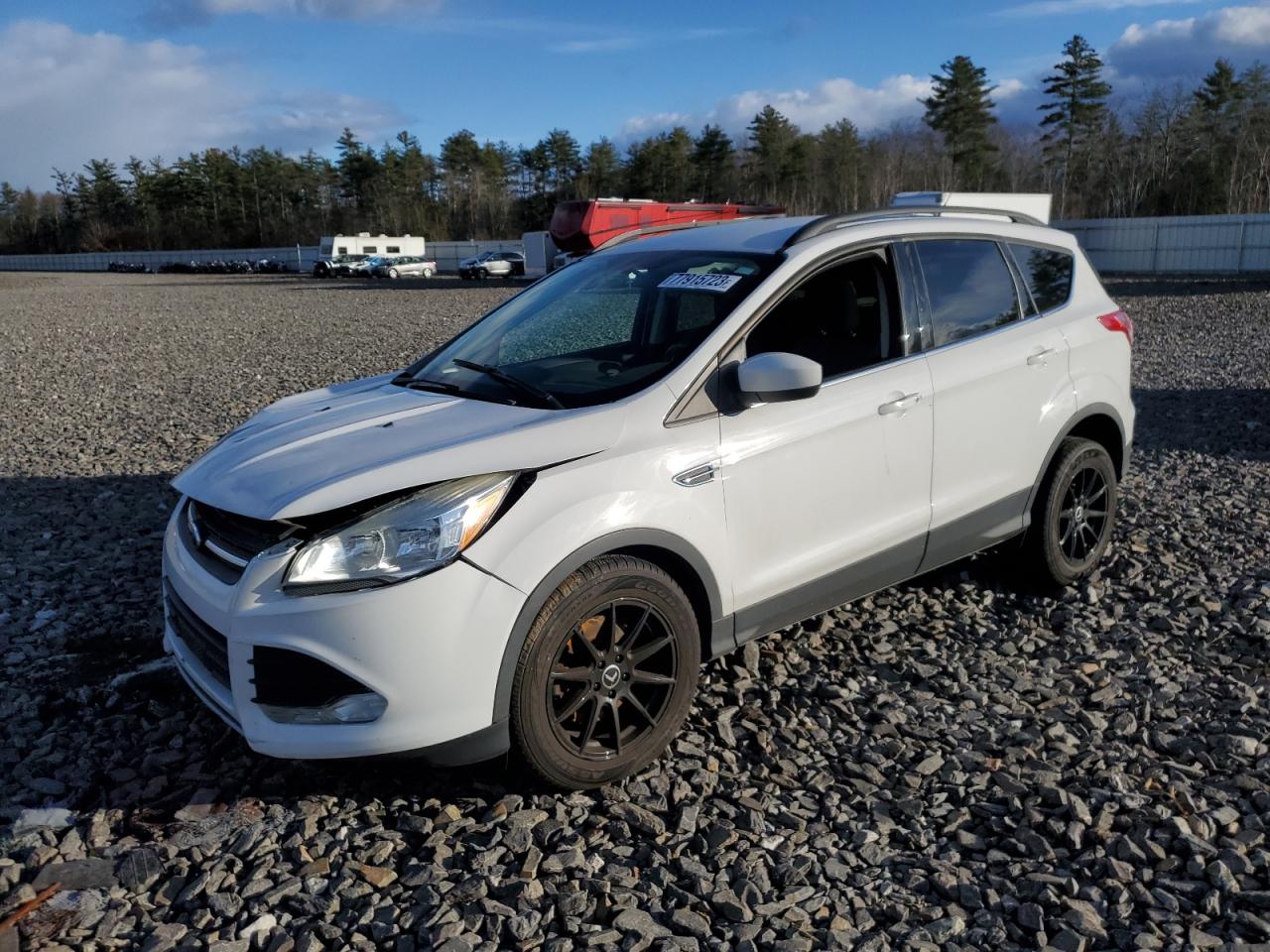 Image 1 of 2015 FORD ESCAPE SE 2015 with VIN 1FMCU9GX7FUB09304