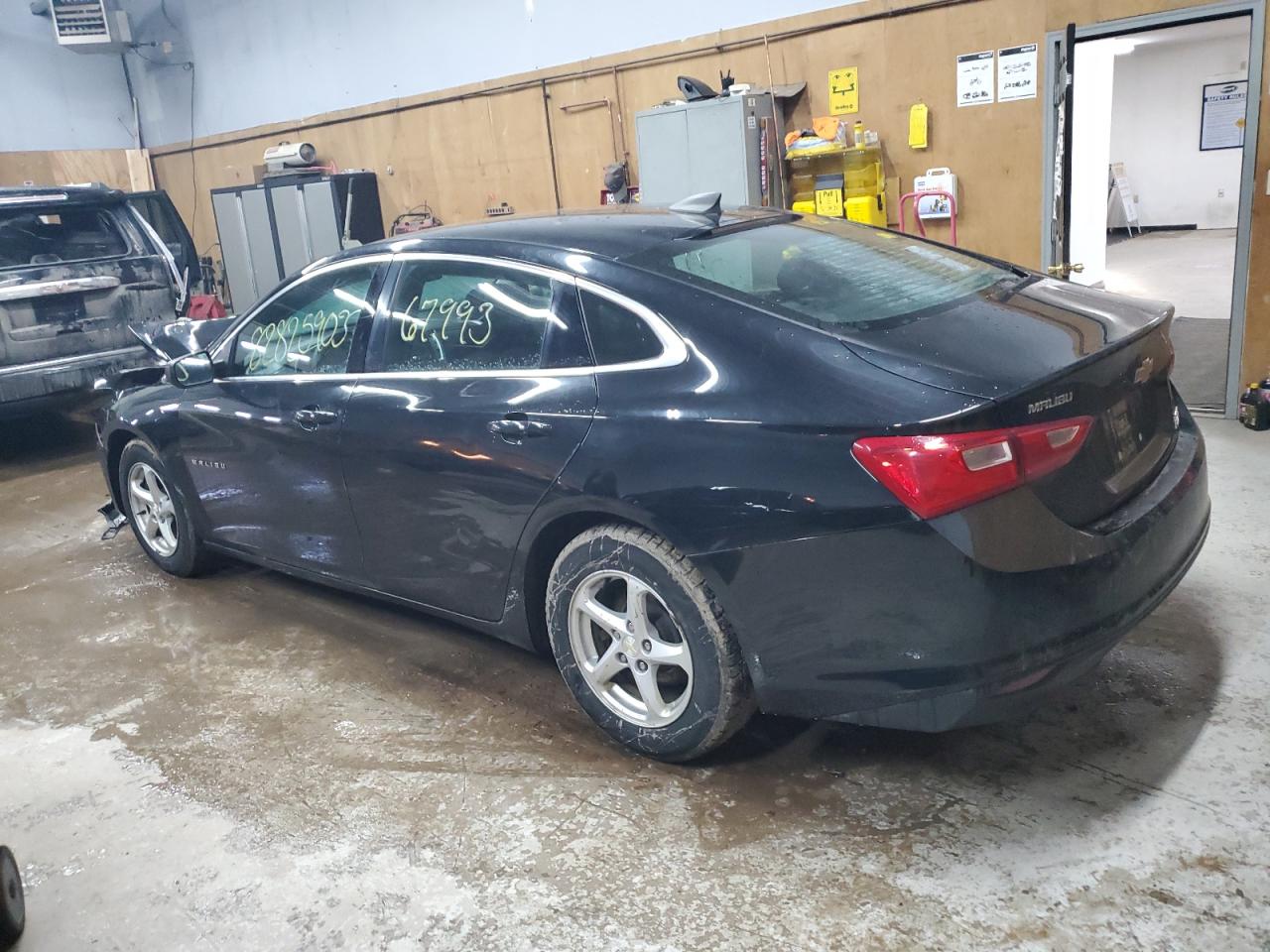 Изображение 2 2017 CHEVROLET MALIBU LS 2017 с VIN 1G1ZB5ST2HF212809