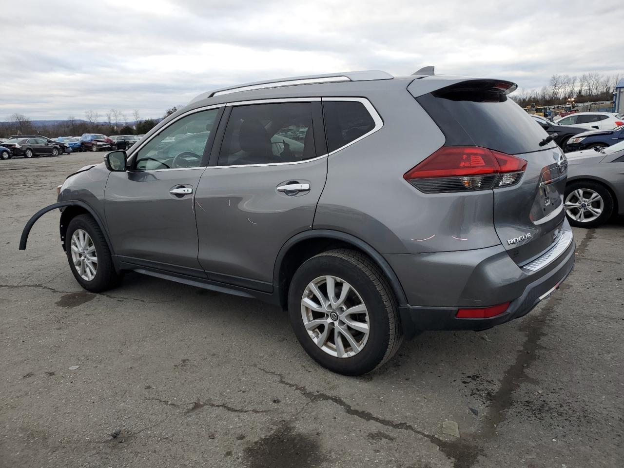 Image 2 of 2018 NISSAN ROGUE S 2018 with VIN KNMAT2MV6JP602634