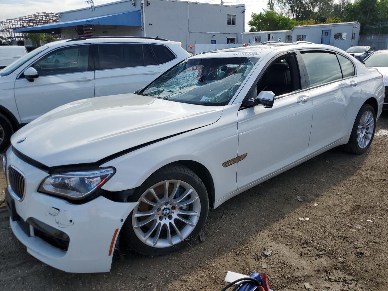 Image 1 of 2014 BMW 750 LXI 2014 with VIN WBAYF8C50ED652718