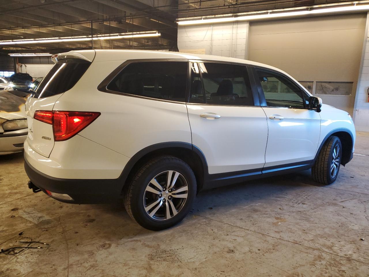 Изображение 3 2018 HONDA PILOT EXL 2018 с VIN 5FNYF6H61JB014313