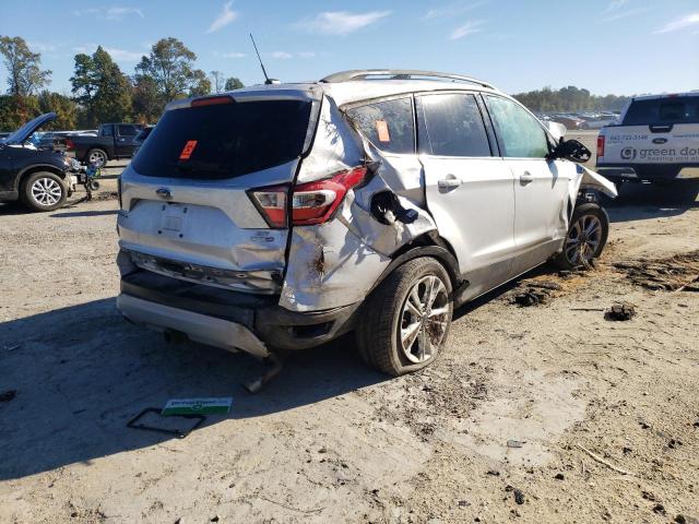 Image 3 of 2017 FORD ESCAPE SE 2017 with VIN 1FMCU9G98HUE90455