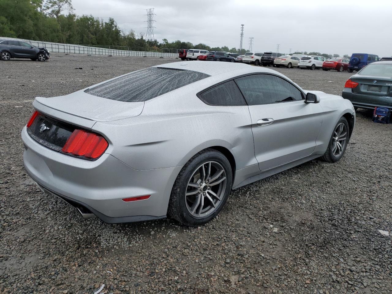 Image 3 of 2017 FORD MUSTANG  2017 with VIN 1FA6P8TH9H5227472
