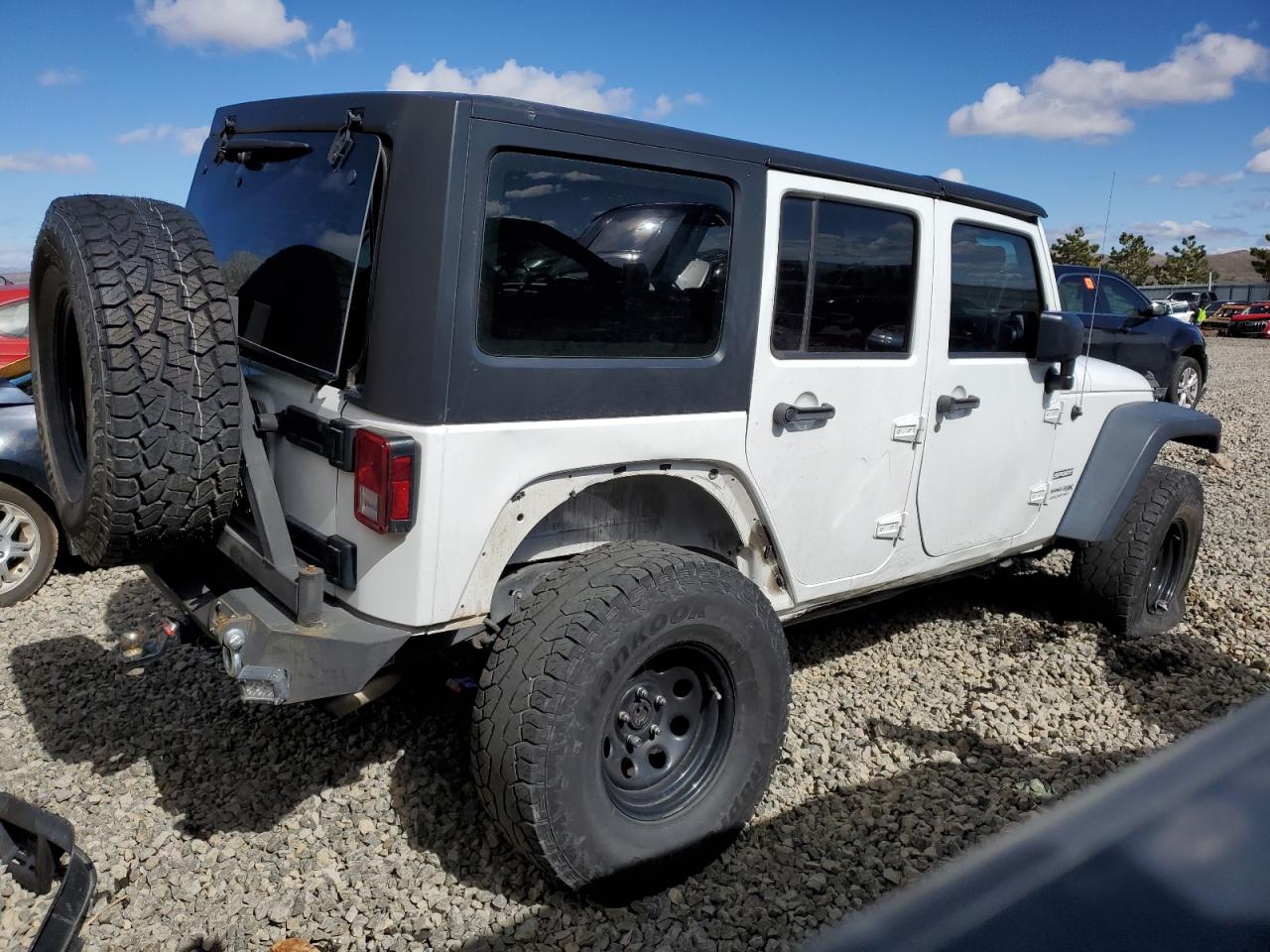 Obraz 3 z 2018 JEEP WRANGLER UNLIMITED SPORT 2018 z VIN 1C4BJWDG3JL868204