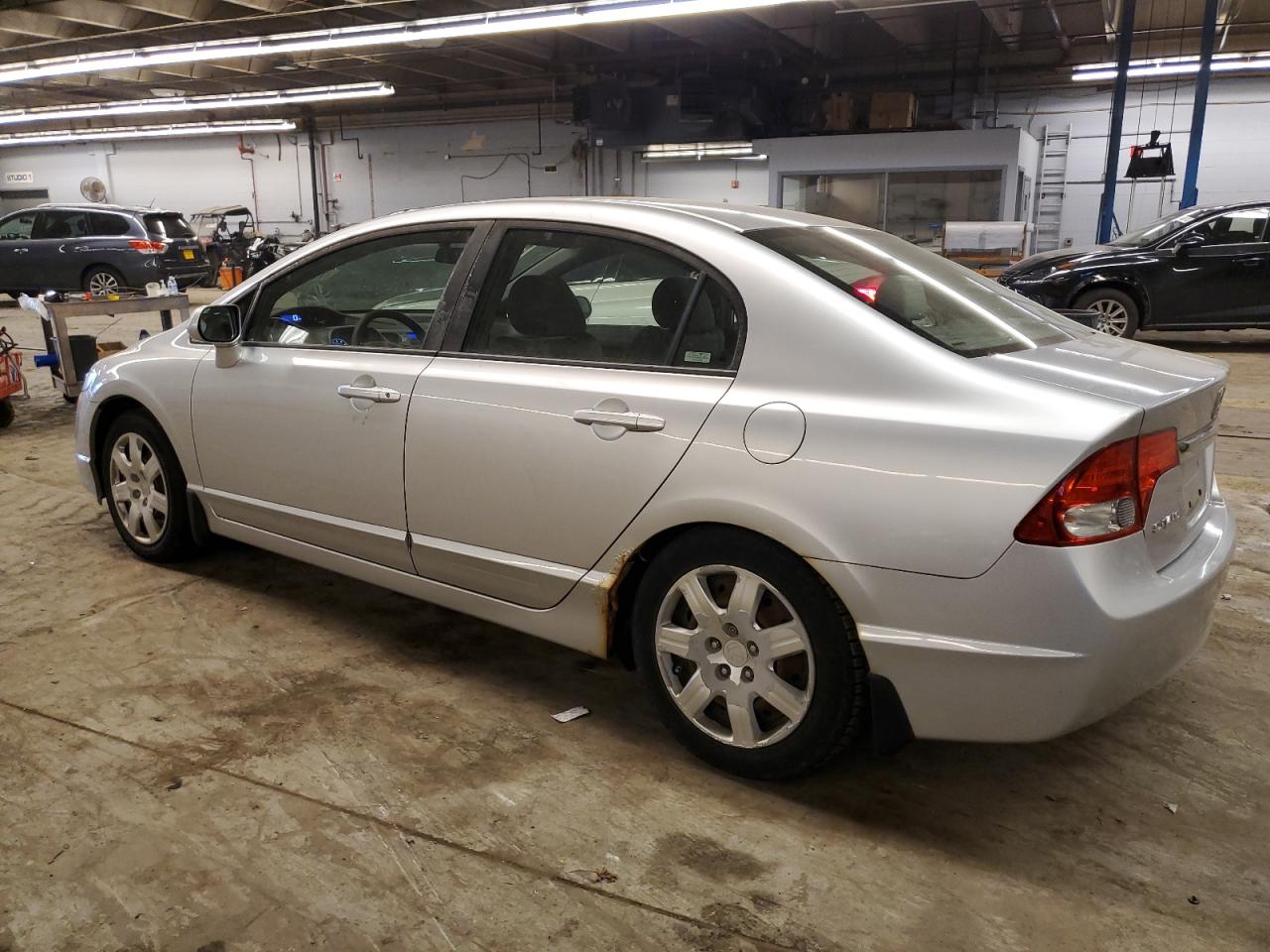 Image 2 of 2009 HONDA CIVIC LX 2009 with VIN 19XFA16589E051864