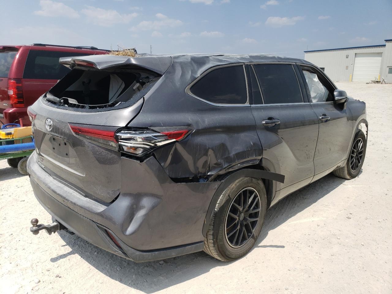 Изображение 3 2021 TOYOTA HIGHLANDER L 2021 с VIN 5TDCZRAH6MS520377