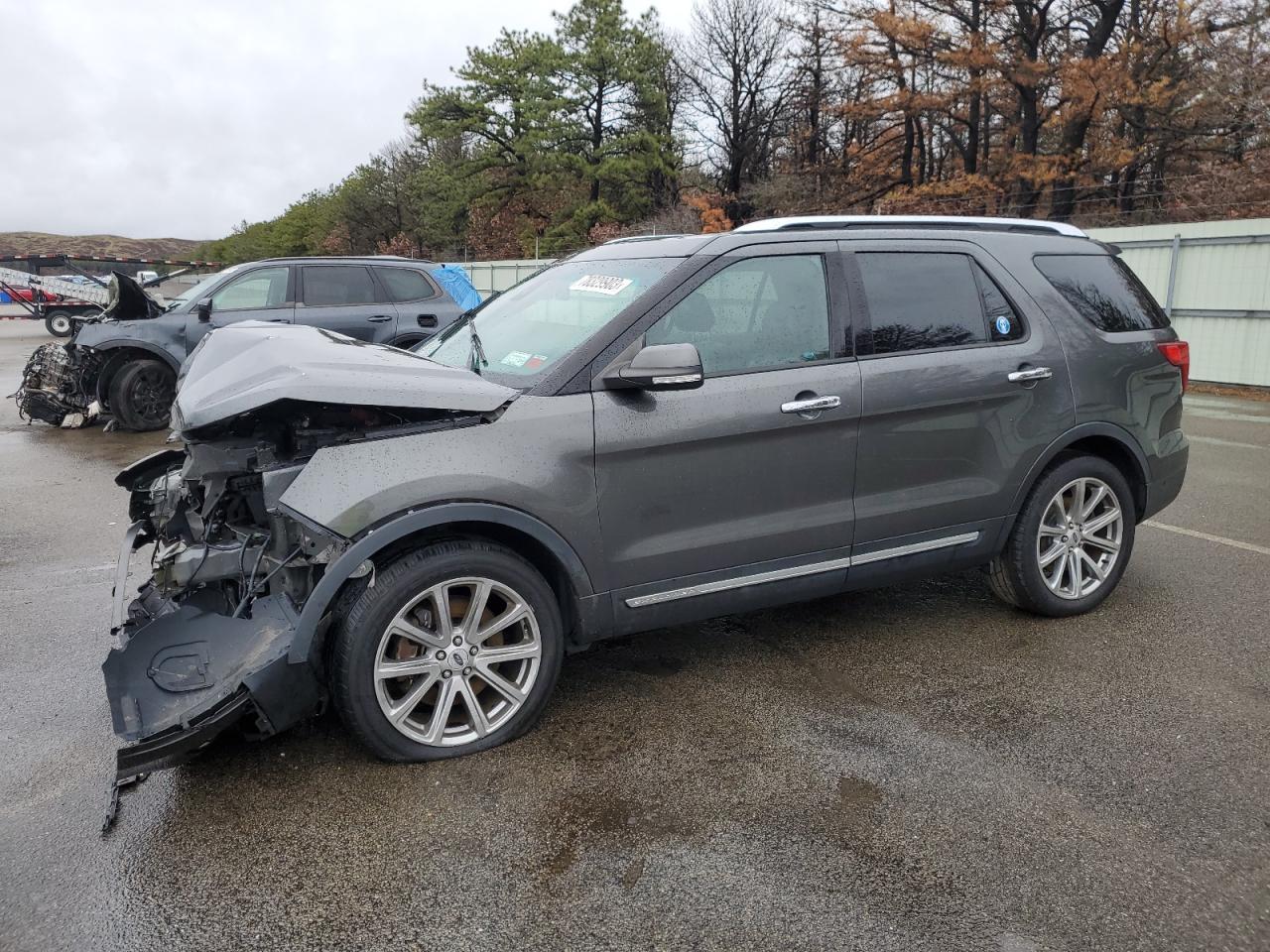 Image 1 of 2017 FORD EXPLORER LIMITED 2017 with VIN 1FM5K8F82HGA91444