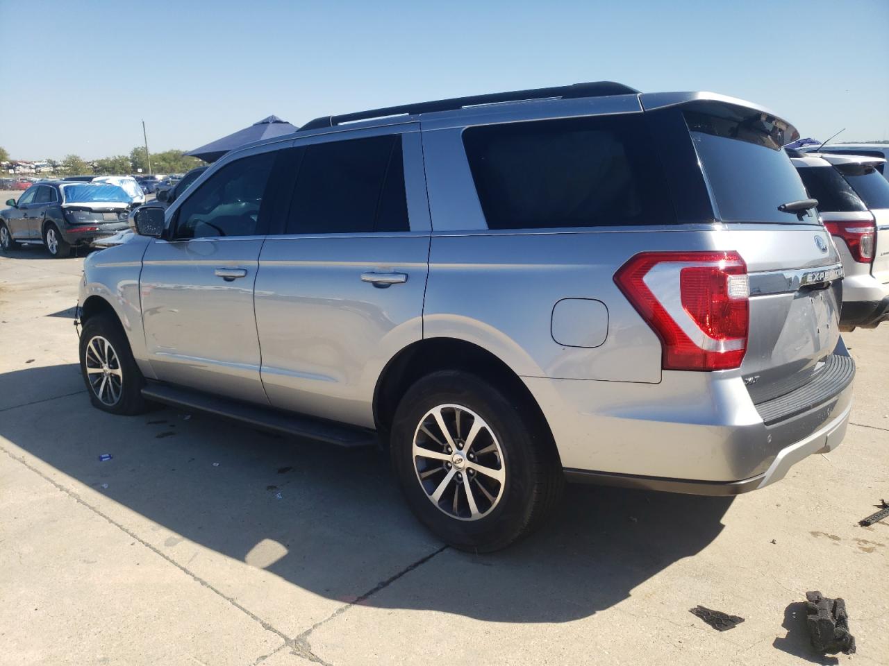 Obraz 2 z 2020 FORD EXPEDITION XLT 2020 z VIN 1FMJU1HT6LEA80355
