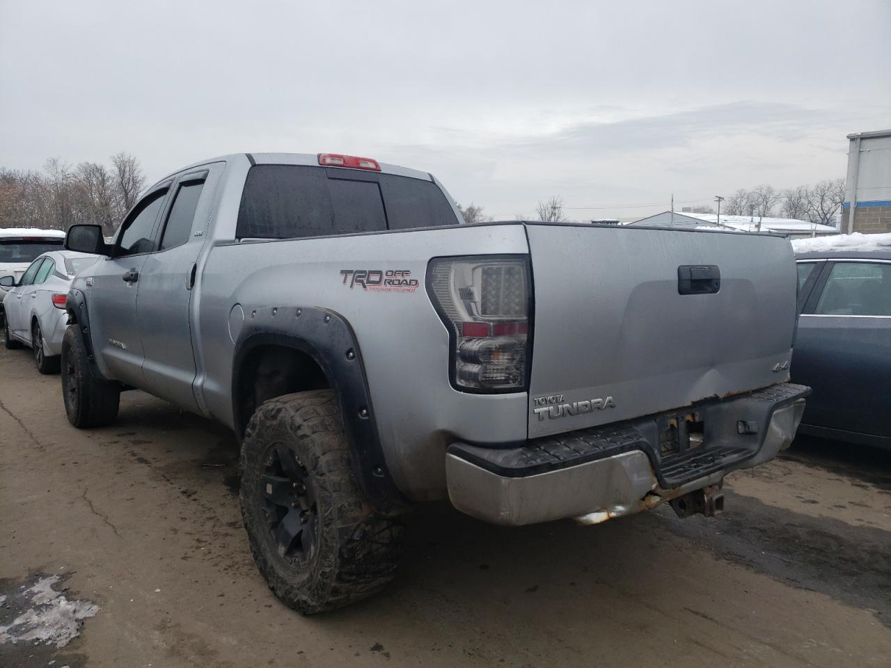 Image 2 of 2009 TOYOTA TUNDRA DOUBLE CAB 2009 with VIN 5TFBV54139X091828