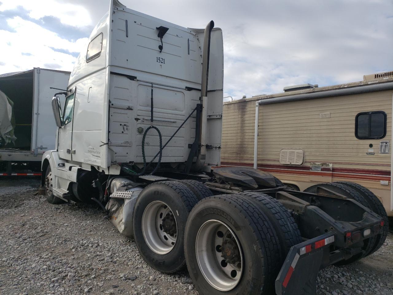 Image 3 of 2012 VOLVO VN VNL 2012 with VIN 4V4NC9EH4CN541564