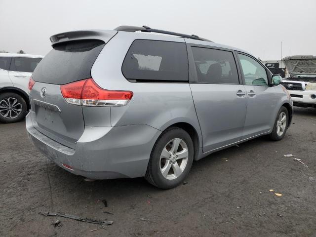 Obraz 3 z 2012 TOYOTA SIENNA LE 2012 z VIN 5TDKK3DC5CS218249