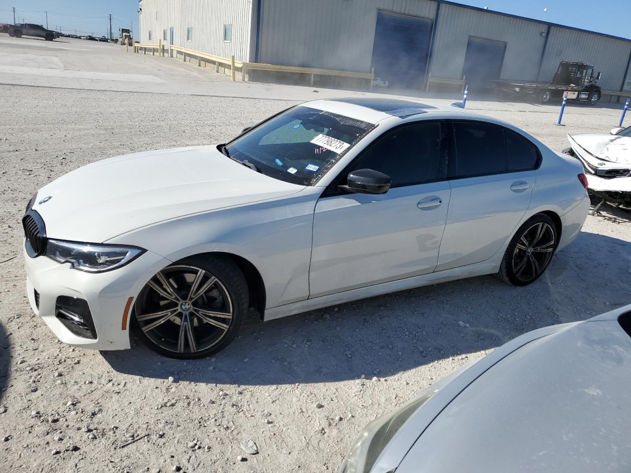 Изображение 2021 BMW 330I  2021