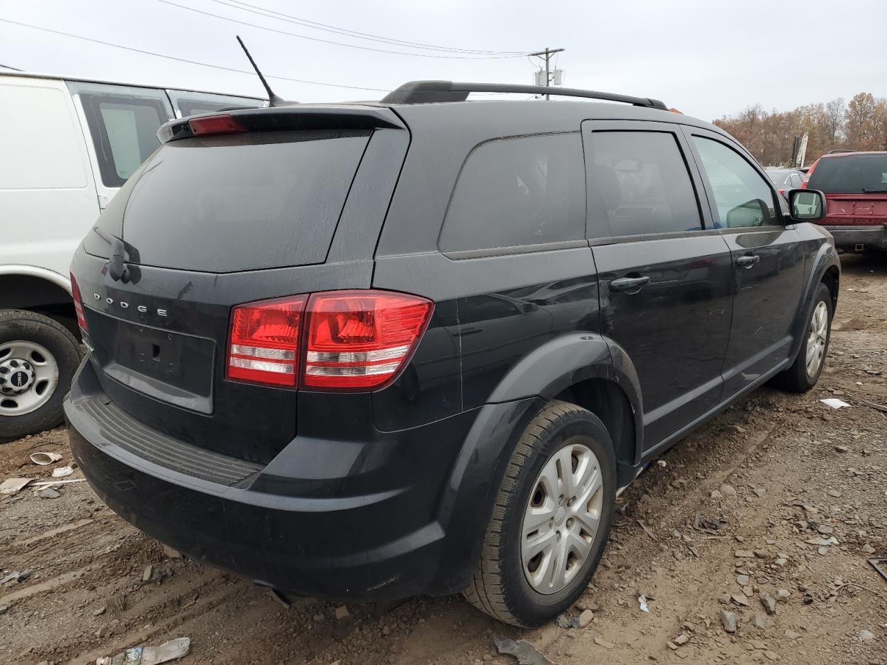 Image 3 of 2016 DODGE JOURNEY SE 2016 with VIN 3C4PDCAB6GT132343