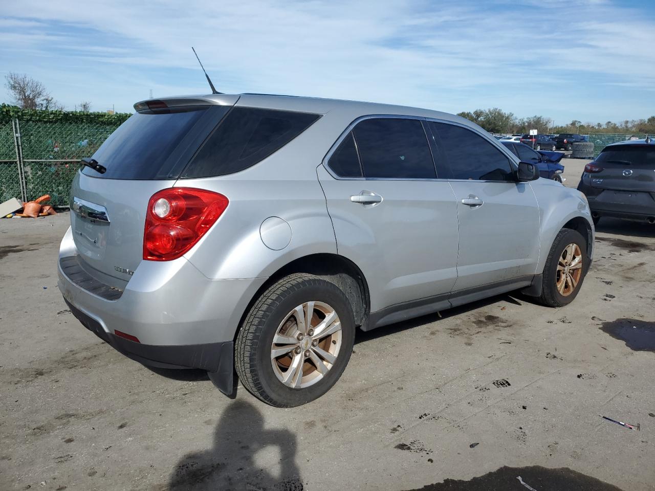 Изображение 3 2012 CHEVROLET EQUINOX LS 2012 с VIN 2GNFLCEK9C6107869