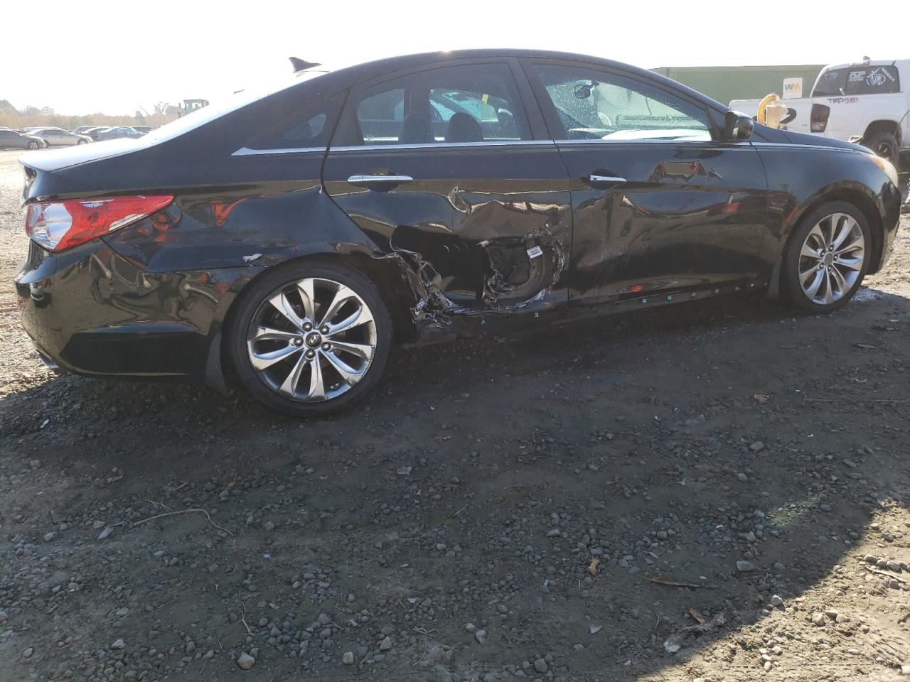 Obraz 3 z 2011 HYUNDAI SONATA SE 2011 z VIN 5NPEC4ACXBH189548