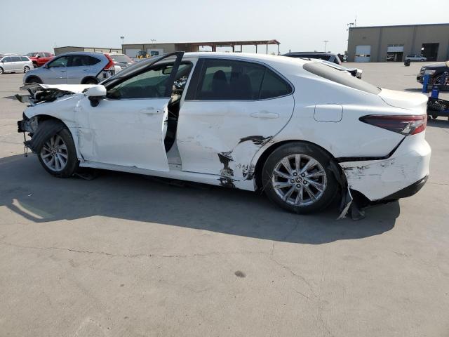 Изображение 2 2022 TOYOTA CAMRY LE 2022 с VIN 4T1R11AK0NU680715