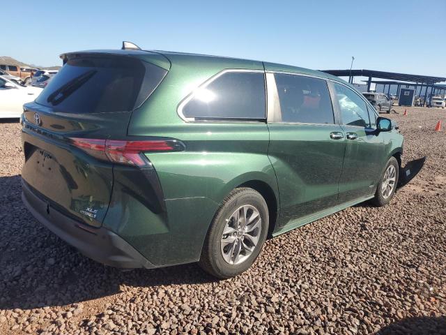 Image 3 of 2021 TOYOTA SIENNA XLE 2021 with VIN 5TDYRKEC5MS012414