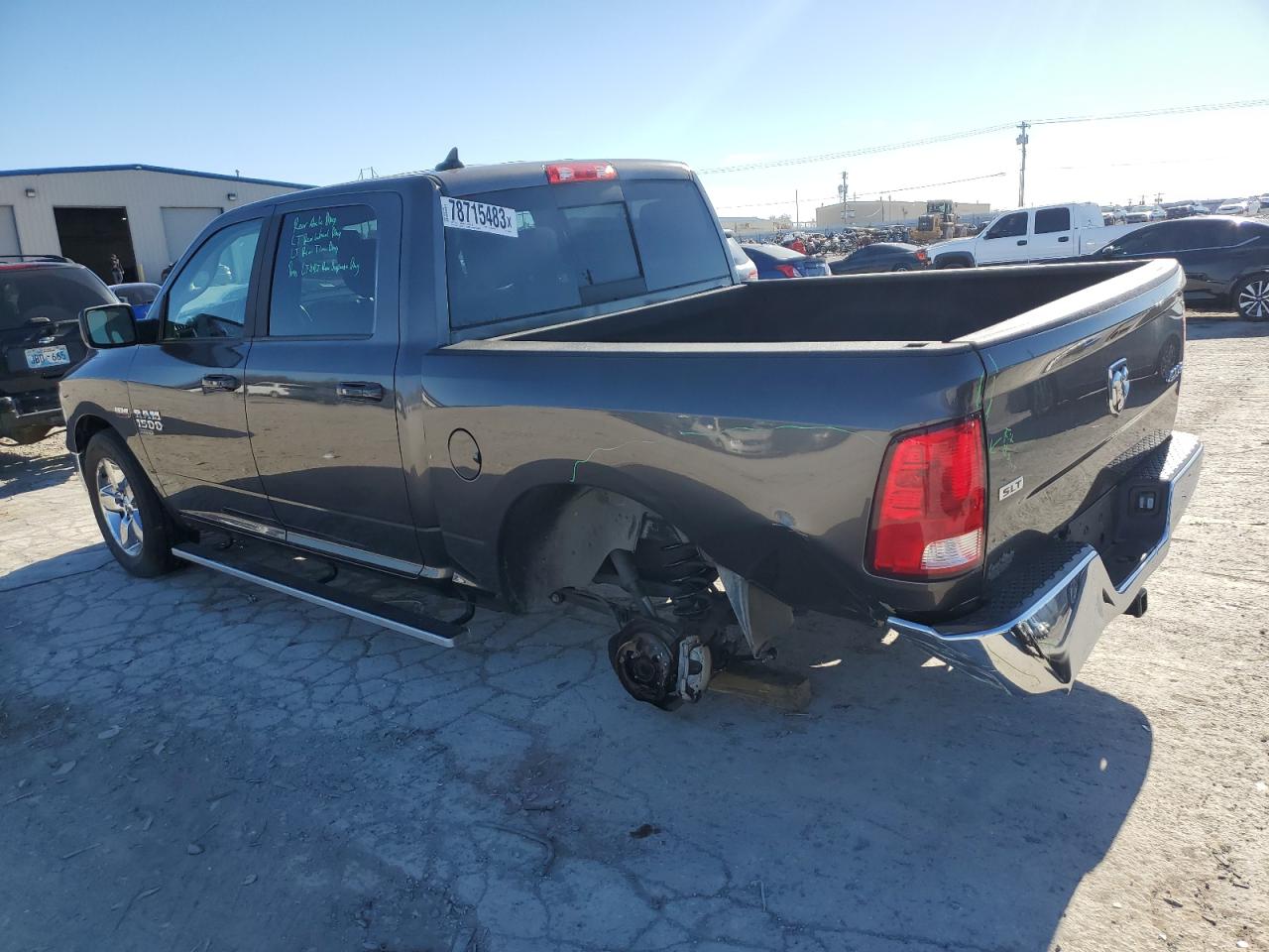 Obraz 2 z 2019 RAM 1500 CLASSIC SLT 2019 z VIN 1C6RR7LT1KS644830