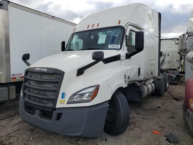 Image 2 of 2020 FREIGHTLINER CASCADIA 126  2020 with VIN 3AKJHHDR5LSLH6290
