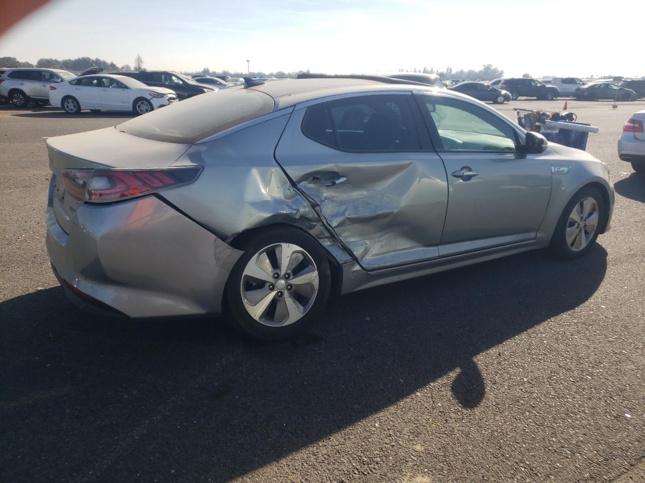 Image 3 of 2016 KIA OPTIMA HYBRID 2016 with VIN KNAGN4AD8G5093305