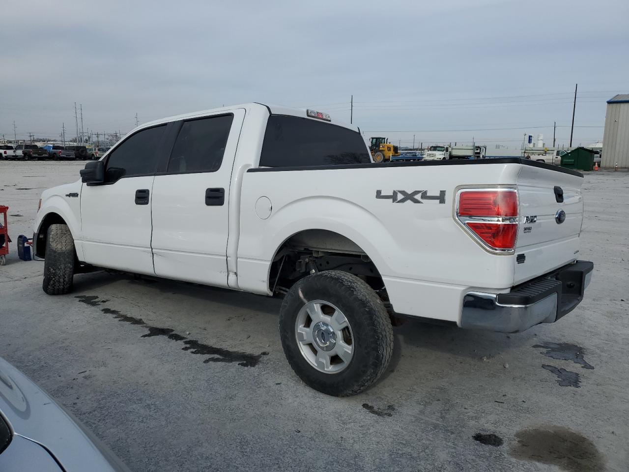 Image 2 of 2014 FORD F150 SUPERCREW 2014 with VIN 1FTFW1EF0EKE24642