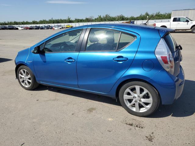 Image 2 of 2013 TOYOTA PRIUS C  2013 with VIN JTDKDTB3XD1051799