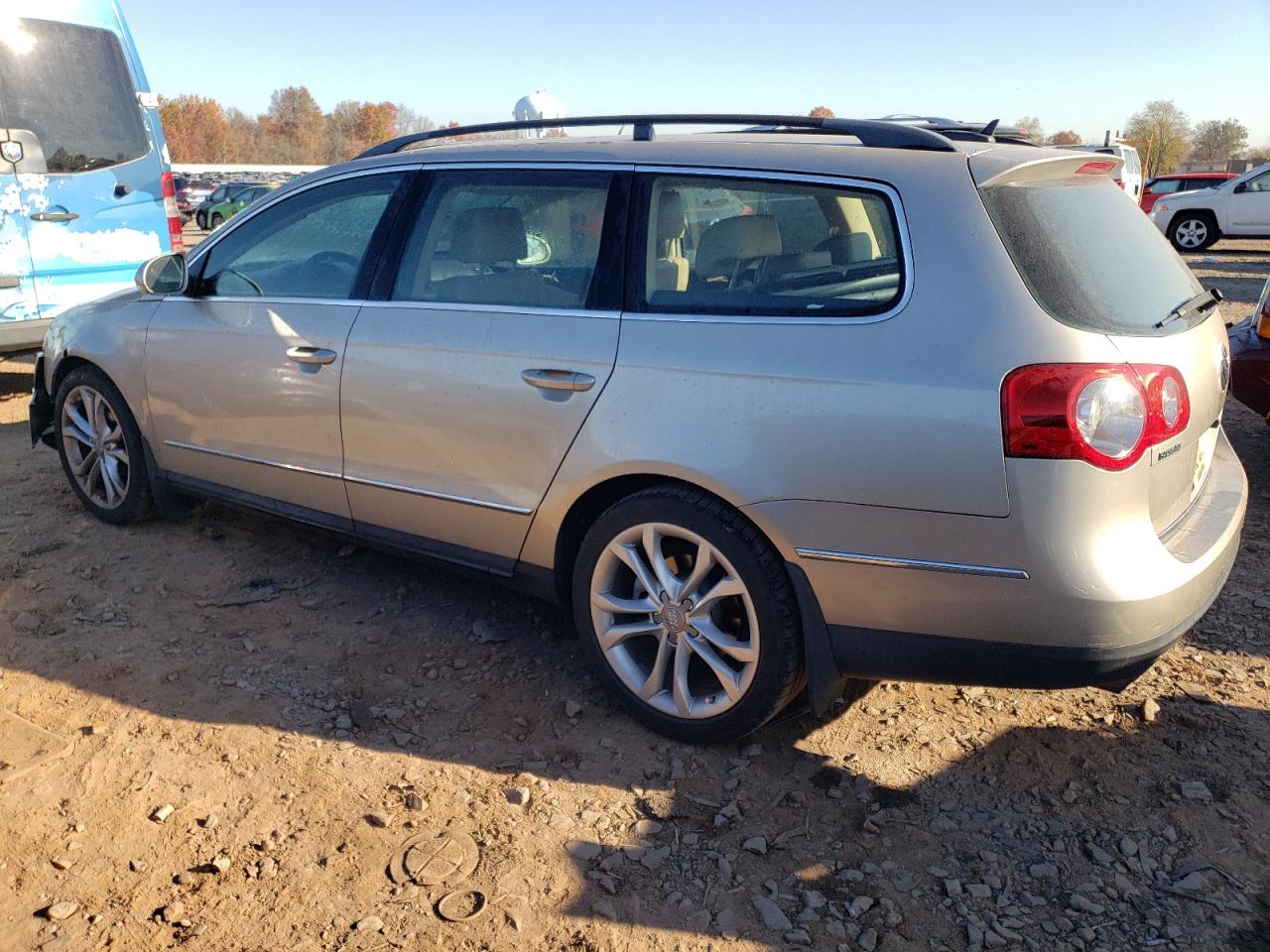 Image 2 of 2007 VOLKSWAGEN PASSAT 2.0T WAGON VALUE 2007 with VIN WVWLK73C47E005978