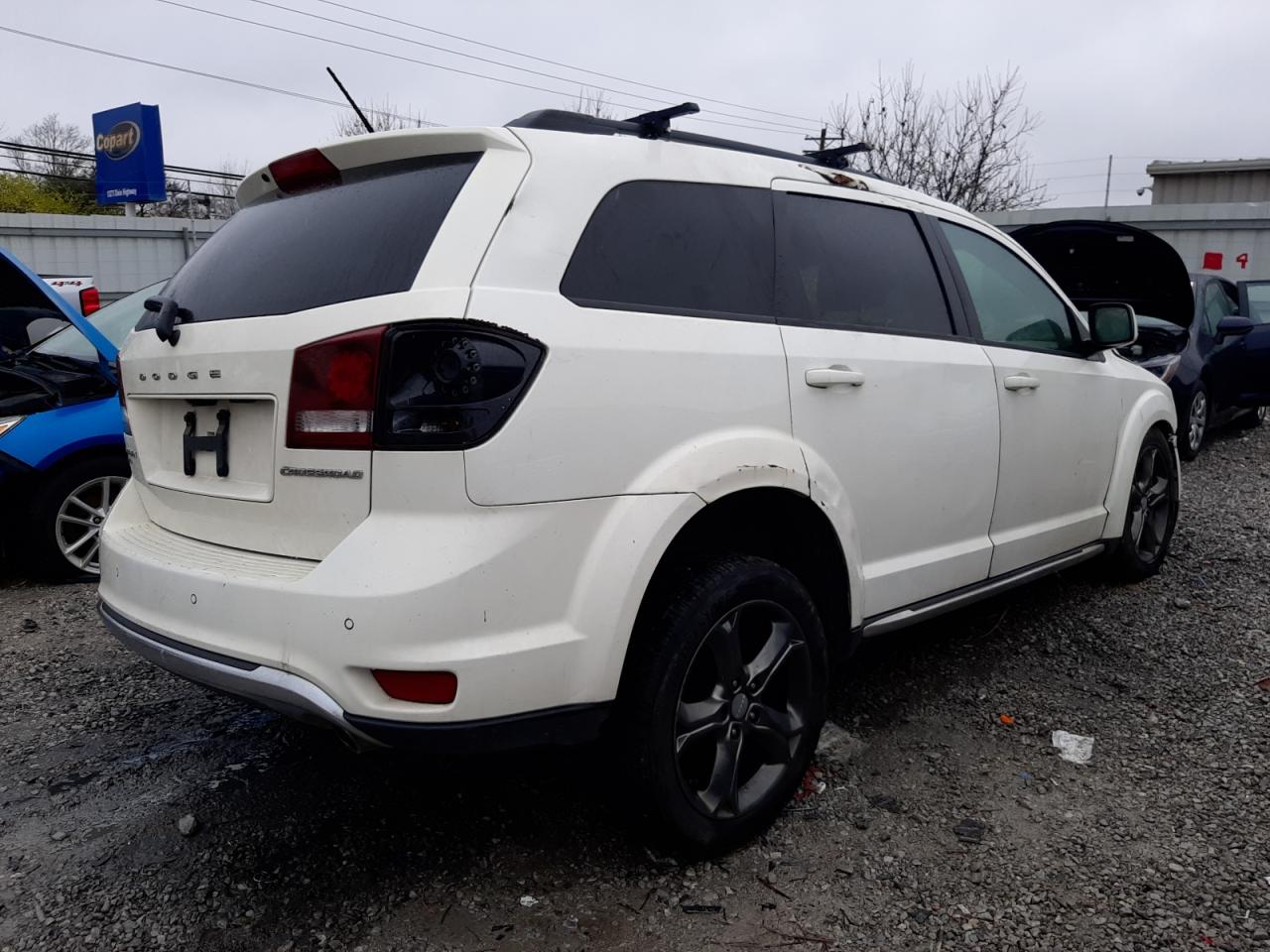 Image 3 of 2014 DODGE JOURNEY CROSSROAD 2014 with VIN 3C4PDDGGXET293655