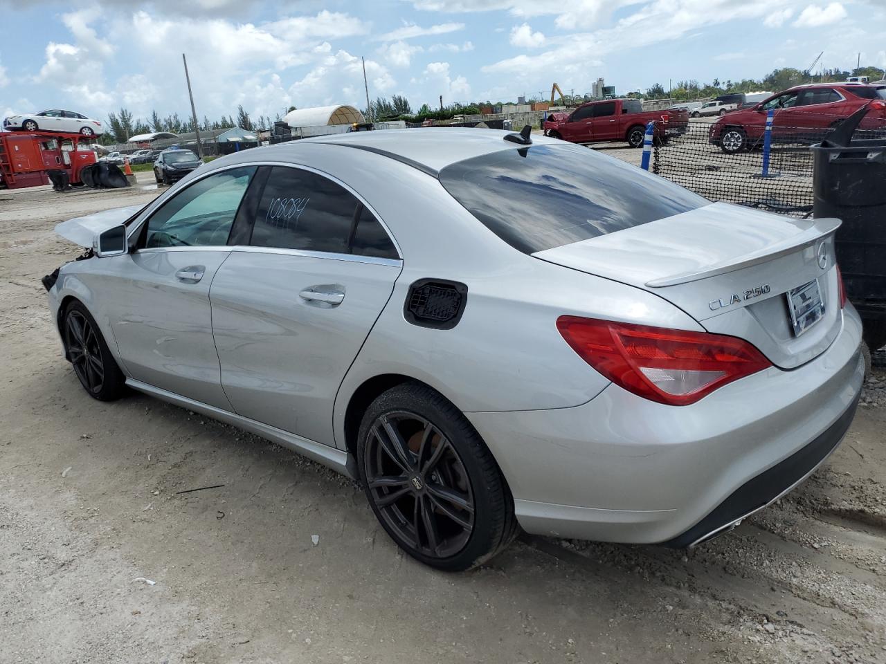 Изображение 2 2018 MERCEDES-BENZ CLA 250 2018 с VIN WDDSJ4EB0JN608165