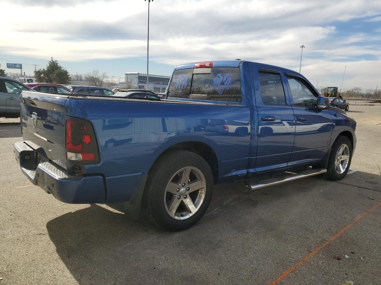 Изображение 3 2011 DODGE RAM 1500  2011 с VIN 1D7RB1GT9BS657268