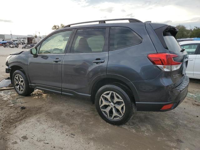 Image 2 of 2019 SUBARU FORESTER PREMIUM 2019 with VIN JF2SKAGC3KH501589