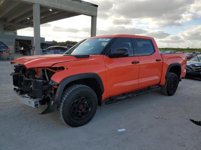 Изображение 2023 TOYOTA TUNDRA CREWMAX LIMITED 2023