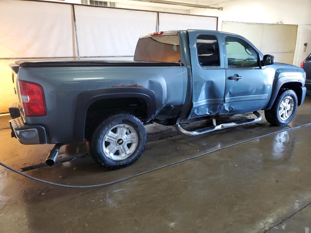 Image 3 of 2007 CHEVROLET SILVERADO K1500 2007 with VIN 2GCEK19J271714034