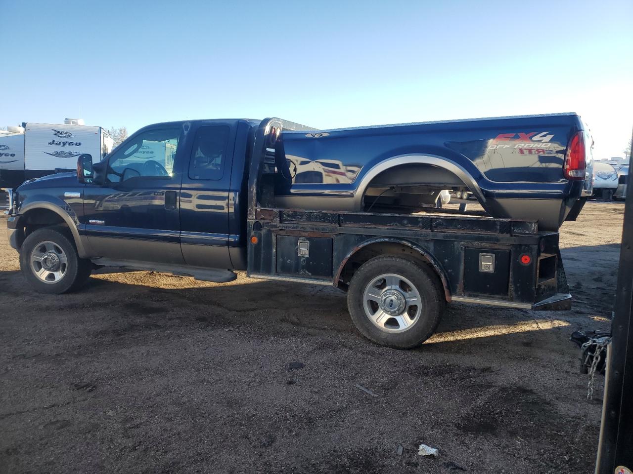 Image 2 of 2005 FORD F350 SRW SUPER DUTY 2005 with VIN 1FTWX31P95EA52644