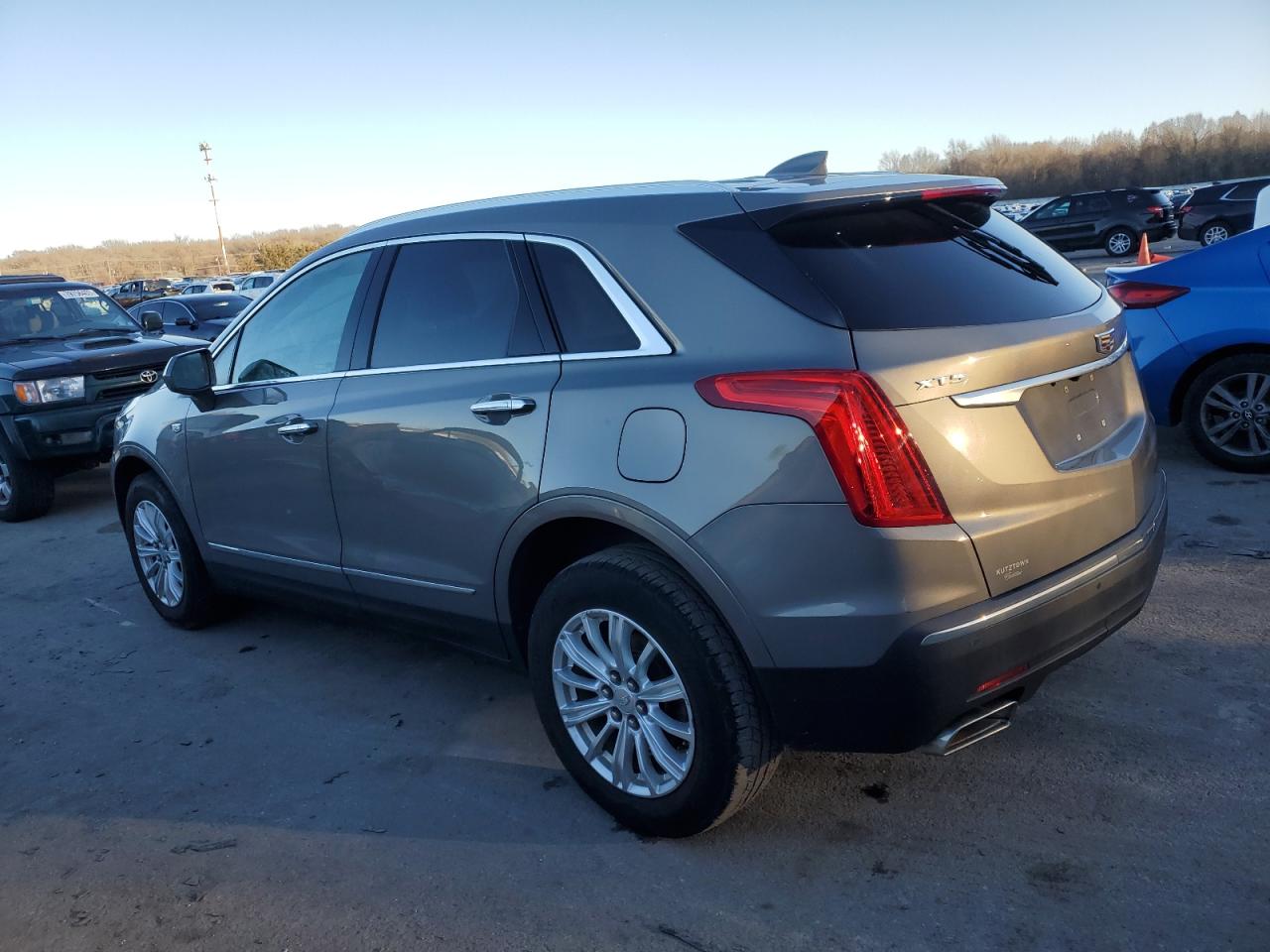 Obraz 2 z 2018 CADILLAC XT5  2018 z VIN 1GYKNARS1JZ132440