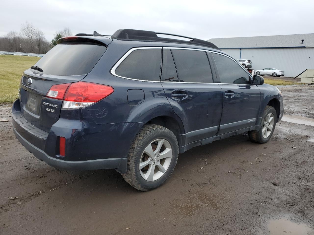 Изображение 3 2013 SUBARU OUTBACK 2.5I LIMITED 2013 с VIN 4S4BRBKC6D3245063