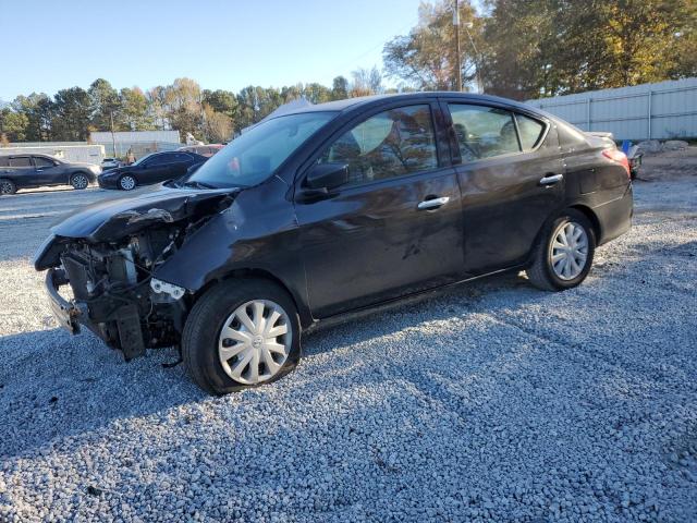 Obraz 1 z 2018 NISSAN VERSA S 2018 z VIN 3N1CN7AP4JL843337