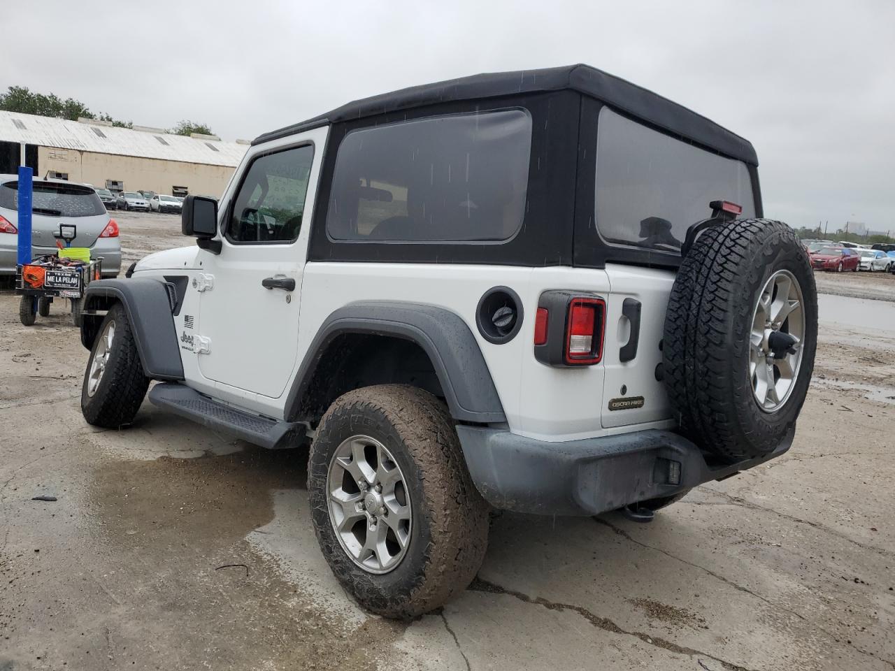 Image 2 of 2020 JEEP WRANGLER SPORT 2020 with VIN 1C4GJXAN5LW225739