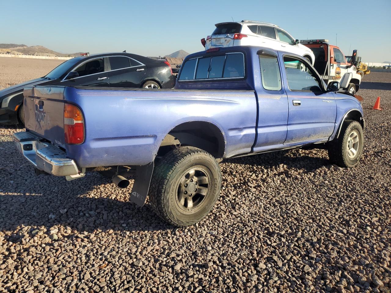 Image 3 of 1996 TOYOTA TACOMA XTRACAB 1996 with VIN 4TAWN72N2TZ135537