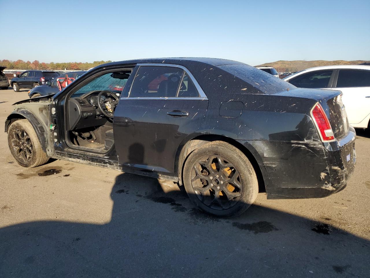 Image 2 of 2014 CHRYSLER 300  2014 with VIN 2C3CCAAG6EH216447
