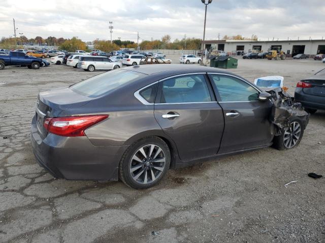 Obraz 3 z 2017 NISSAN ALTIMA 2.5 2017 z VIN 1N4AL3AP9HC240253