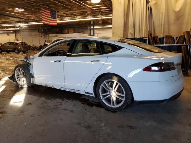 Изображение 2 2015 TESLA MODEL S 85D 2015 с VIN 5YJSA1H26FF099953
