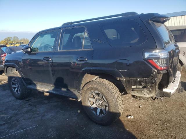 Obraz 2 z 2020 TOYOTA 4RUNNER SR5/SR5 PREMIUM 2020 z VIN JTEBU5JR9L5785077