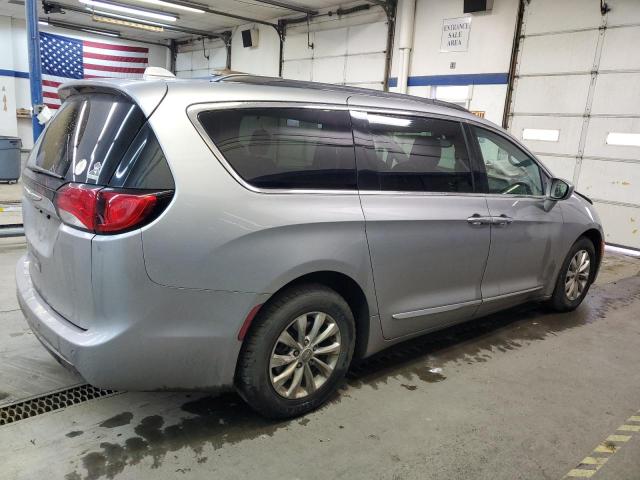 Image 3 of 2017 CHRYSLER PACIFICA TOURING L 2017 with VIN 2C4RC1BG9HR747337